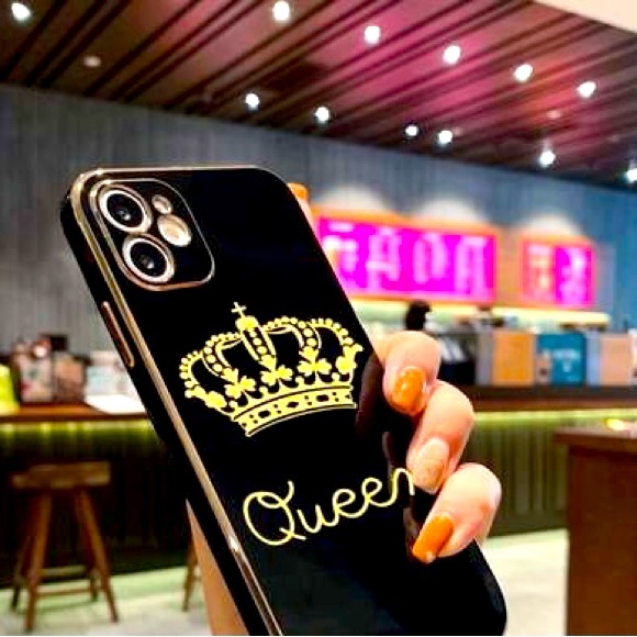 NIB Black and Gold Queen IPhone 13 Crown Pattern Electroplated Phone Case - Picture 1 of 8